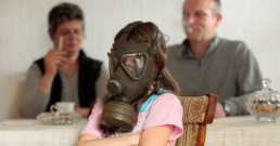 Всяко второ българско дете диша цигарен дим у дома