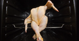 Предизвиква ли пилешкото месо хормонален дисбаланс?