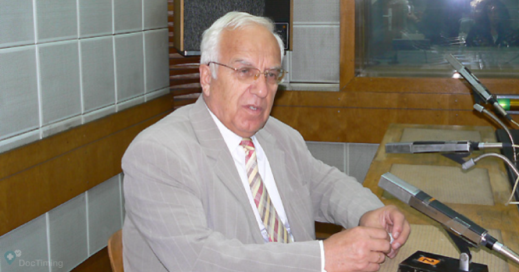 Половин милион българи страдат от алкохолна зависимост – проблемът не е в количеството, а в качеството според проф. Мермерски