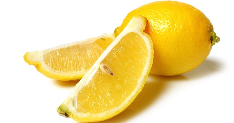 7 лесни начини за използване на лимон при възпалено гърло