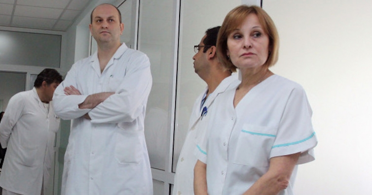 Селски лекари стават и аптекари