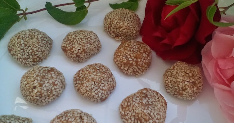 Сусам, тахан и малини – нетрадиционни празнични вкусотии